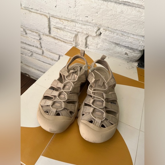 Keen Newport H2 Sandals Size 8.5 - Picture 3 of 4